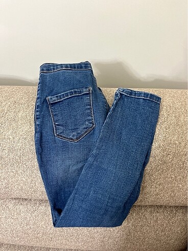 28 Beden mavi Renk Jeans