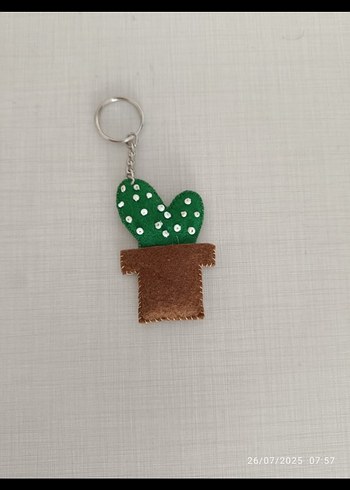 Keçeden Boncuk İşlemeli Renkli Kaktüs Anahtarlık - Görsel 2