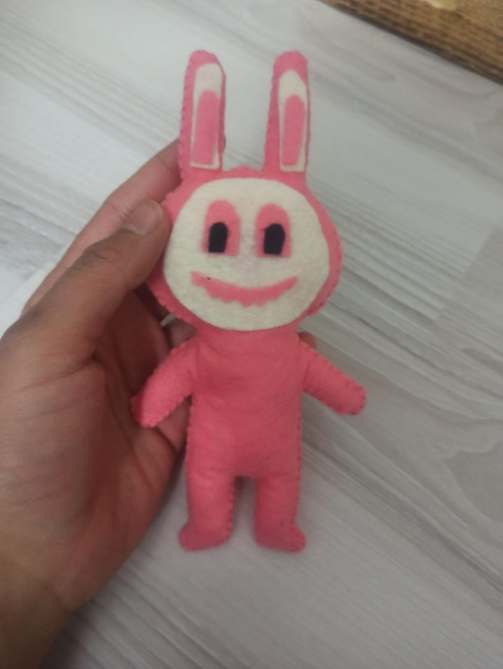 Keçeden labubu oyuncak - Görsel 5