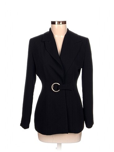 Diğer Blazer %70 İndirimli.
