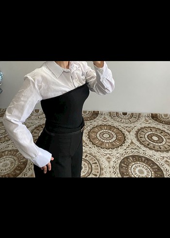 s Beden beyaz Renk gömlekli body