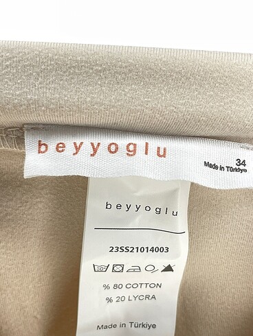 36 Beden çeşitli Renk Beyoğlu Butik Mini Şort %70 İndirimli.