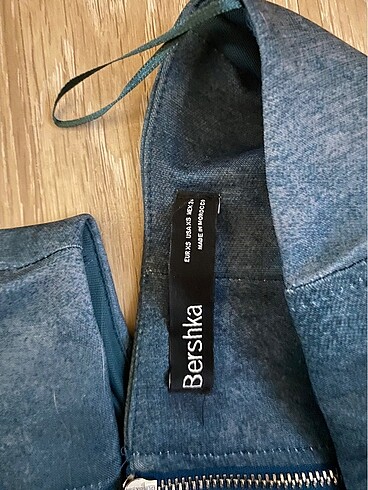 xs Beden Bershka midi elbise