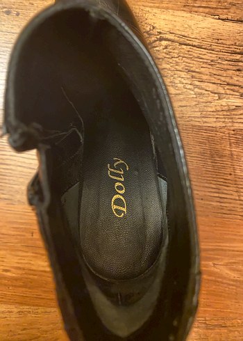 Siyah Deri Yılan Desenli Kadın Bot - Görsel 3