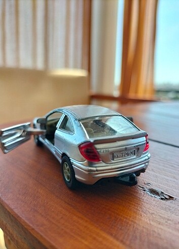 SİKU diecast 1,60 özel c230 coupe