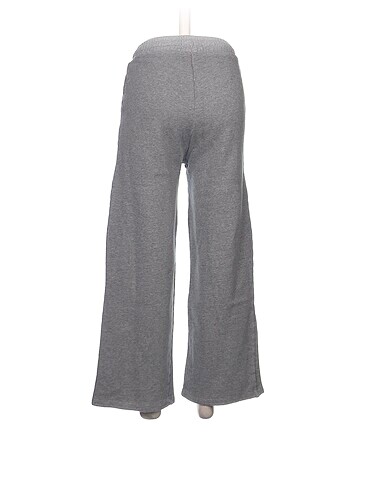 s Beden Pull and Bear Eşofman Altı %70 İndirimli.