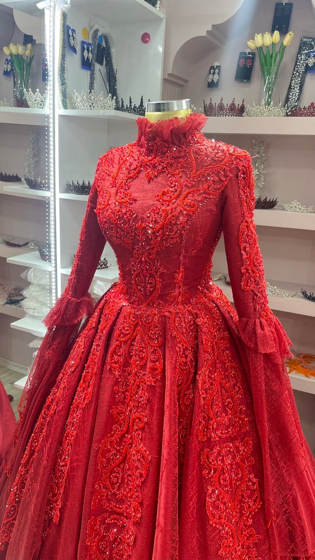 Uzun Kollu İşlemeli Kırmızı Kınalık - Görsel 3