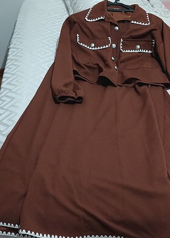Düğmeli Kahverengi Uzun Kadın Takım