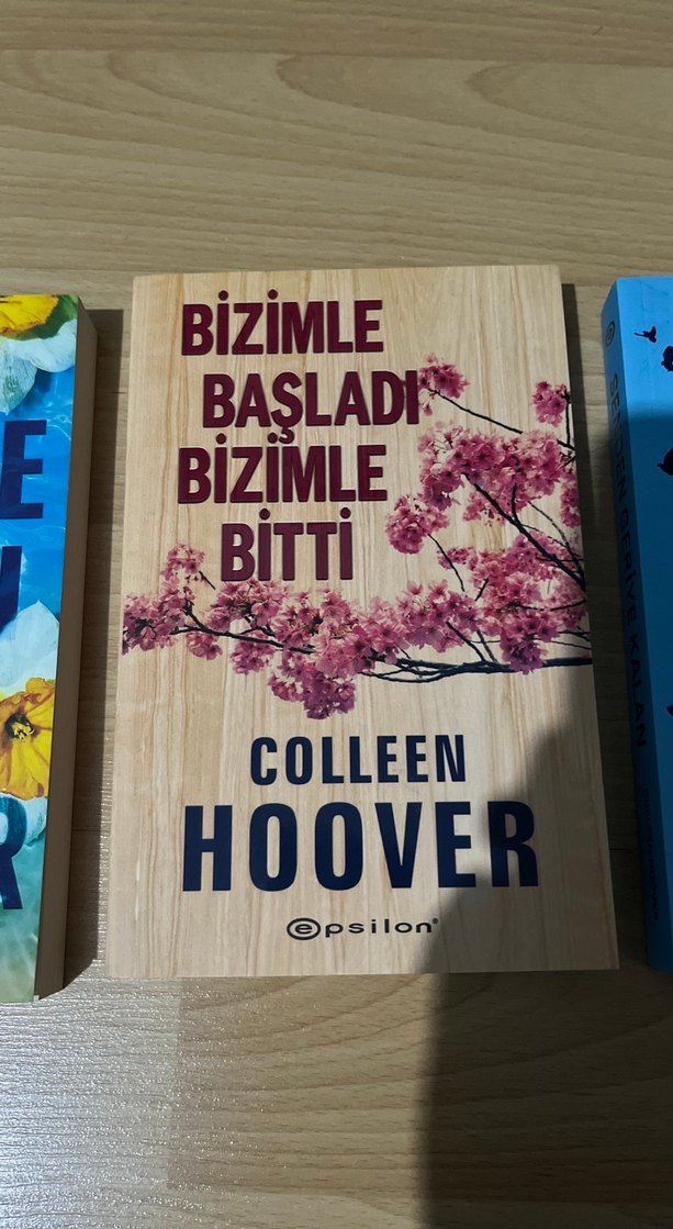 Colleen Hoover 3'lü Roman Seti - Görsel 3
