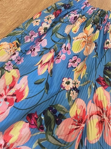 Zara Zara 5/6 yaş pantolon etek