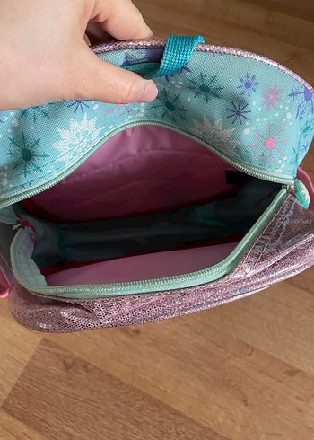 Turkuaz Elsa Temalı Çocuk Okul Çantası - Görsel 4