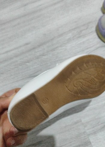 Kız Çocuk Beyaz Babet Ayakkabı - Görsel 2