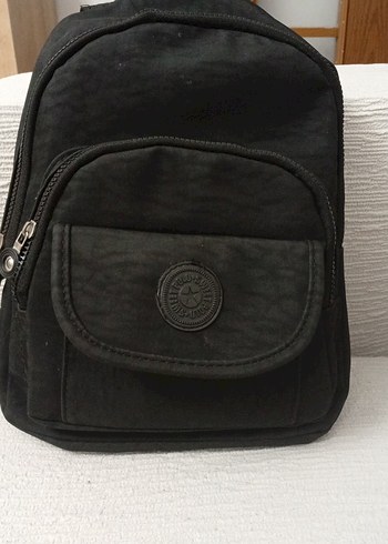 Siyah Kadın Sırt Çantası, Tokalı, Minimalist - Görsel 4