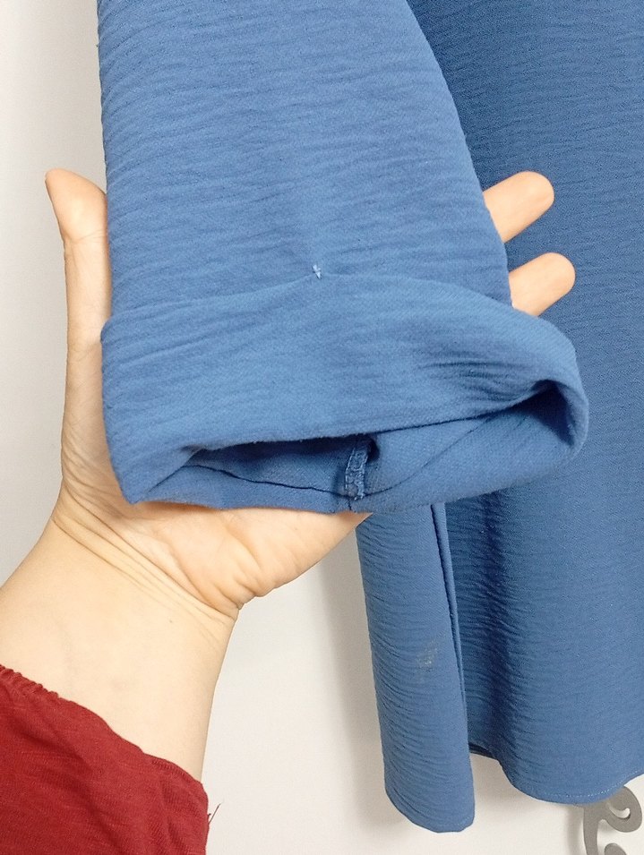 Mavi Düğmeli Bluzu - Görsel 5