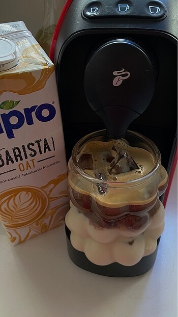 Tchibo Cafissimo easy Kırmızı kapsül kahve makinesi