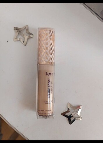 Tarte shape tape 16n