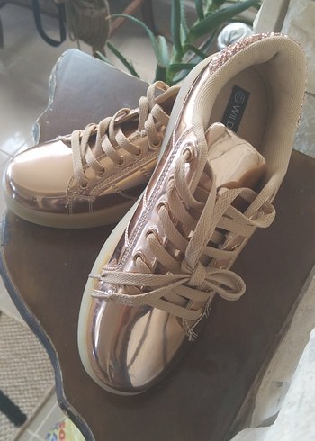 Diğer Kadın Sneaker