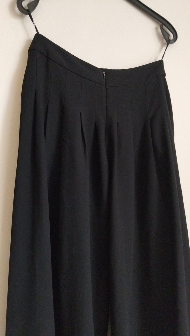 Adil Işık Siyah Pilili Kadın Kumaş Pantolon - Görsel 5