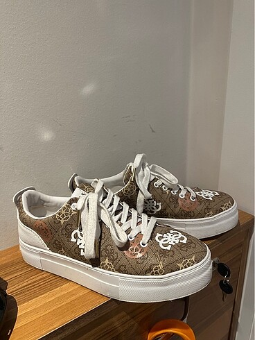 Guess kadın sneaker