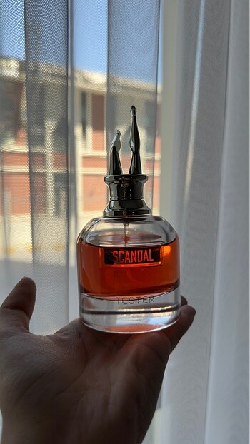 Scandal parfüm