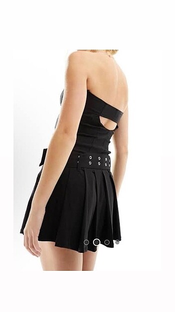 xs Beden bershka elbise