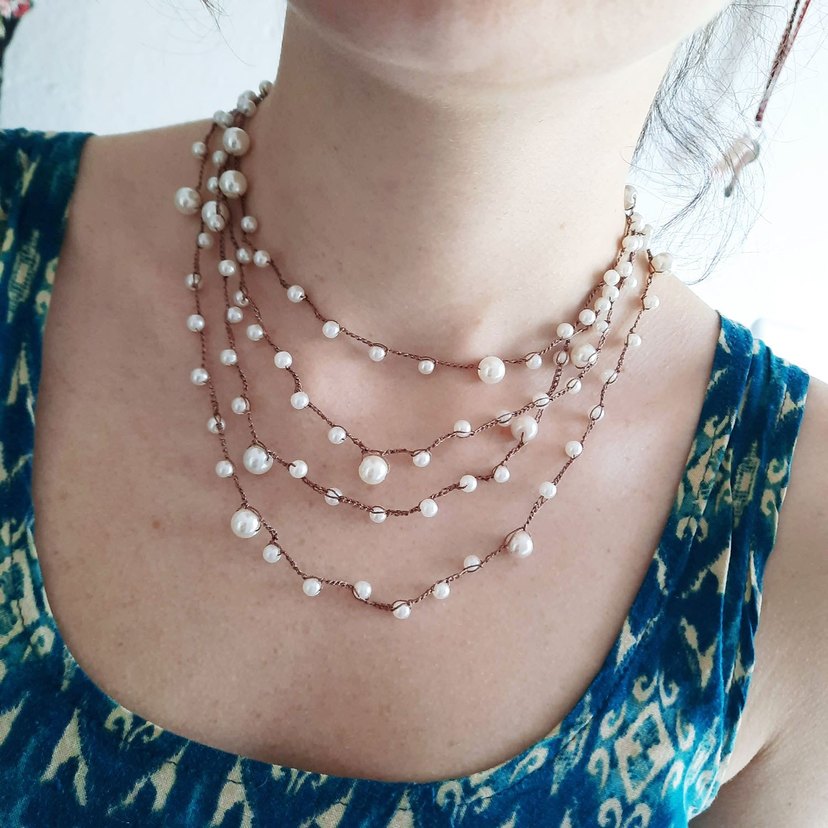 Uzun Beyaz Boncuklu Bohem Kadın Kolye - Görsel 4