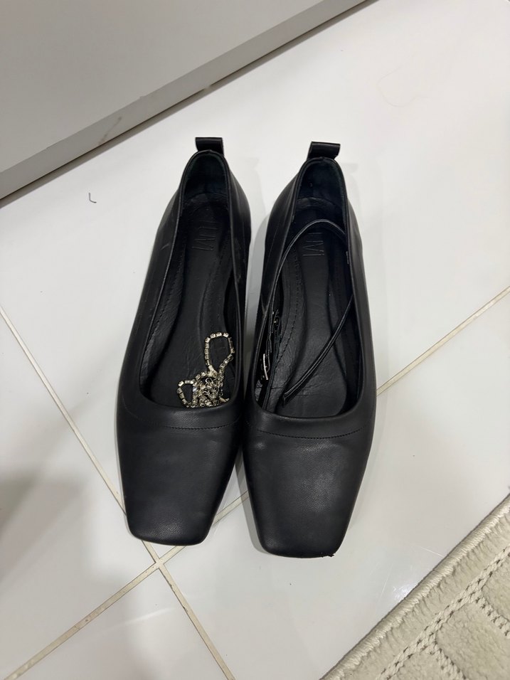 Siyah Deri Tokalı Blok Topuk Kadın Babet - Görsel 5