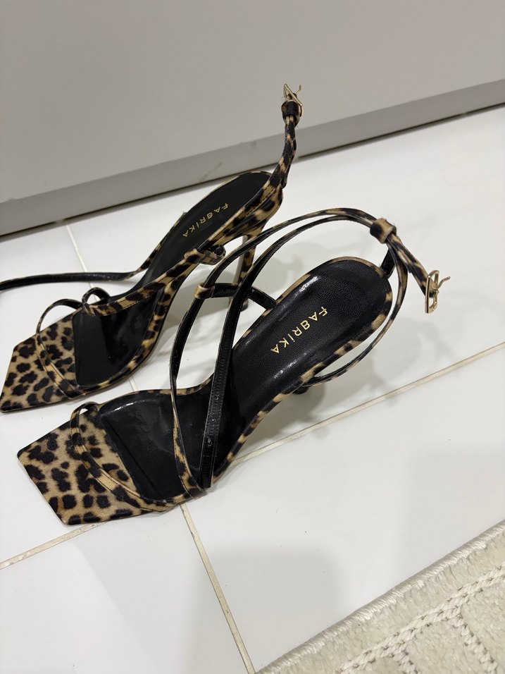 fabrika ince topuk leopar ayakkabı - Görsel 4