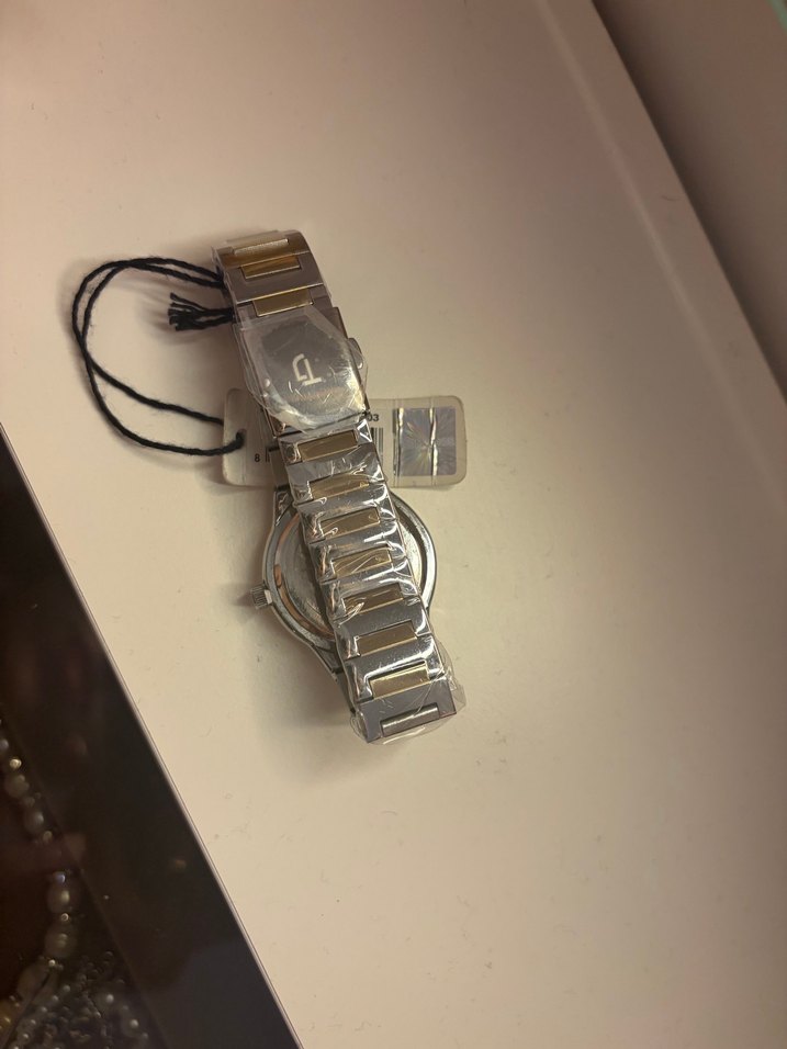 Altın Renkli Kadın Kol Saati - Görsel 2