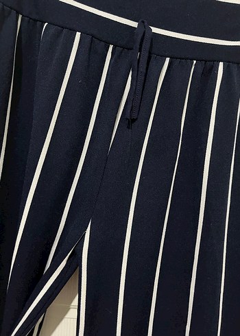 Kadın Lacivert Çizgili Pilili Kumaş Pantolon - Görsel 3