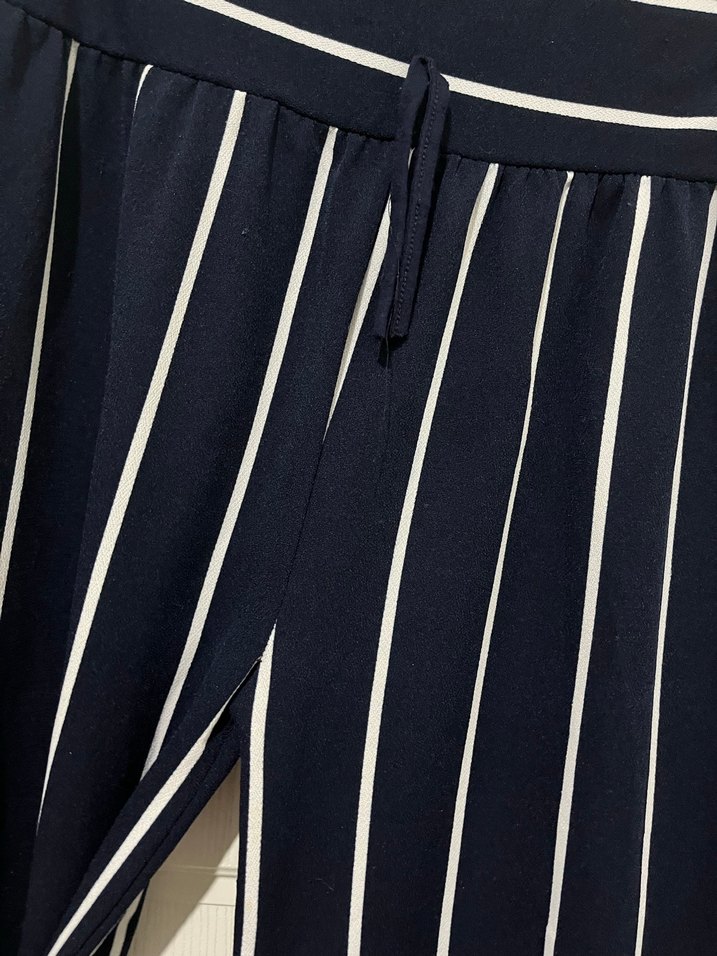 Kadın Lacivert Çizgili Pilili Kumaş Pantolon - Görsel 3