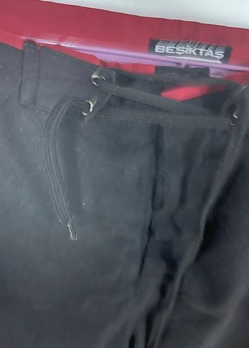 Siyah Baskılı Kemerli Erkek Mini Şort - Görsel 3