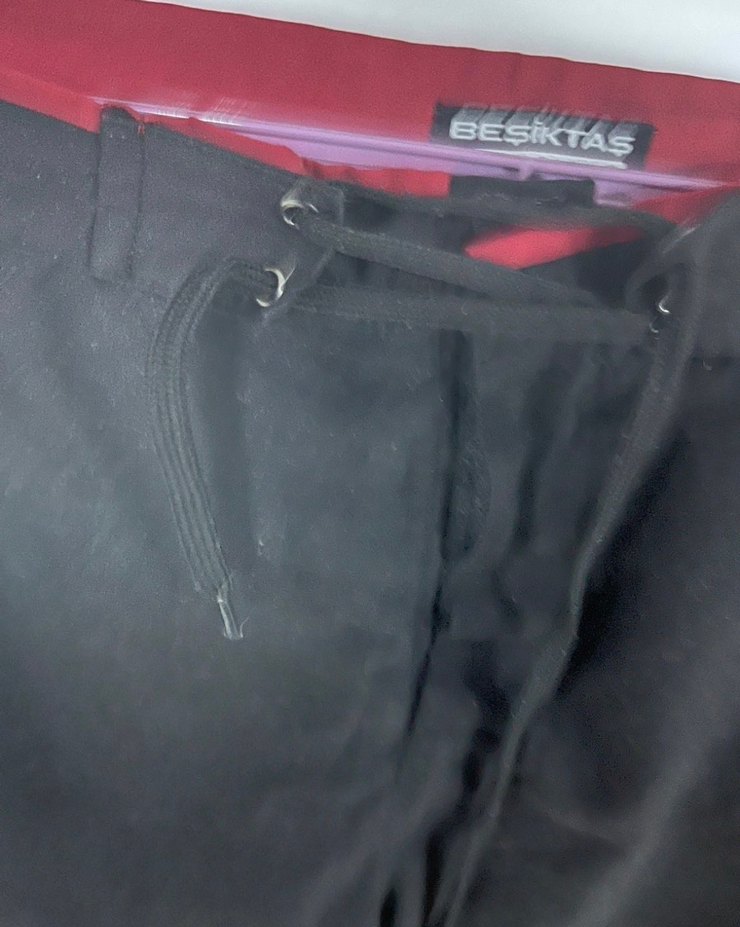 Siyah Baskılı Kemerli Erkek Mini Şort - Görsel 3