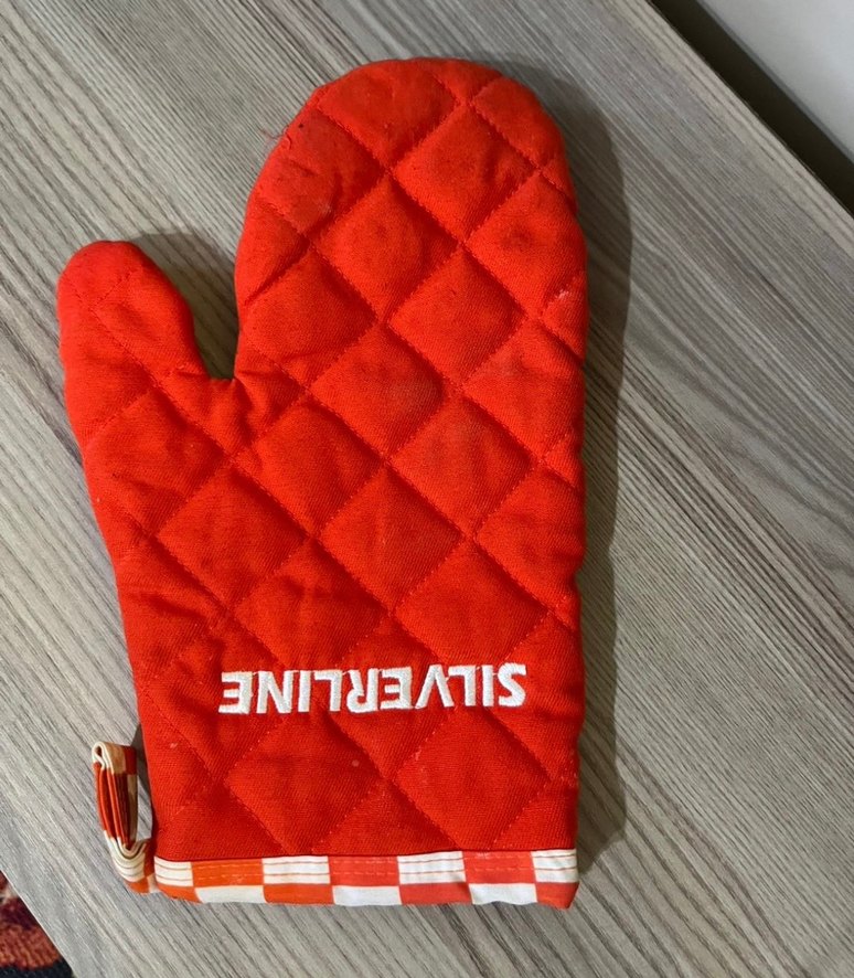 Kırmızı Baskılı Fırın Eldiveni - Görsel 2