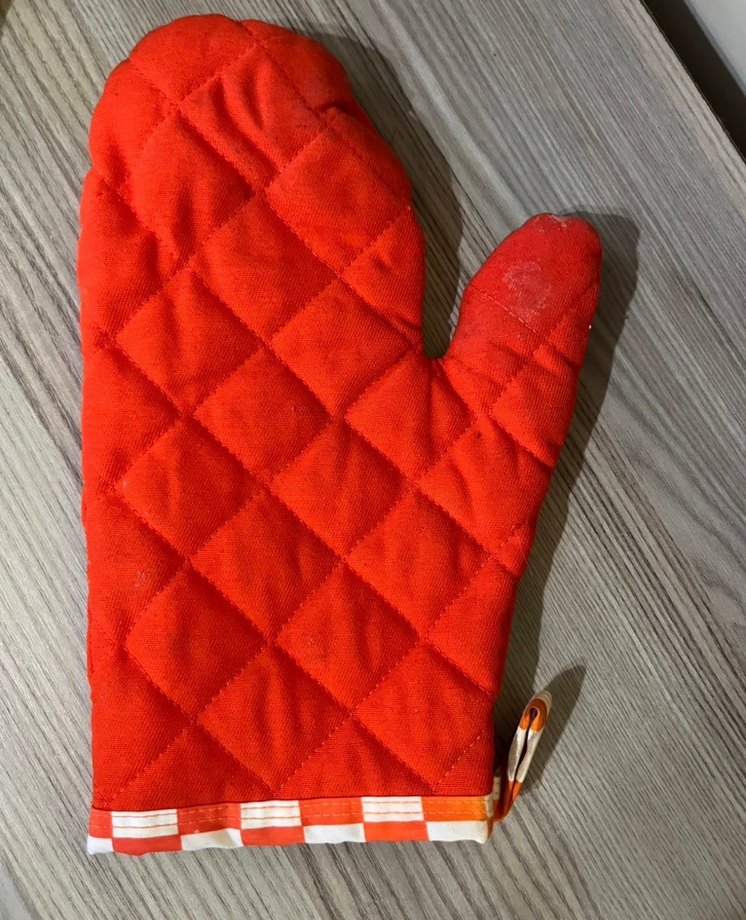 Kırmızı Baskılı Fırın Eldiveni - Görsel 3