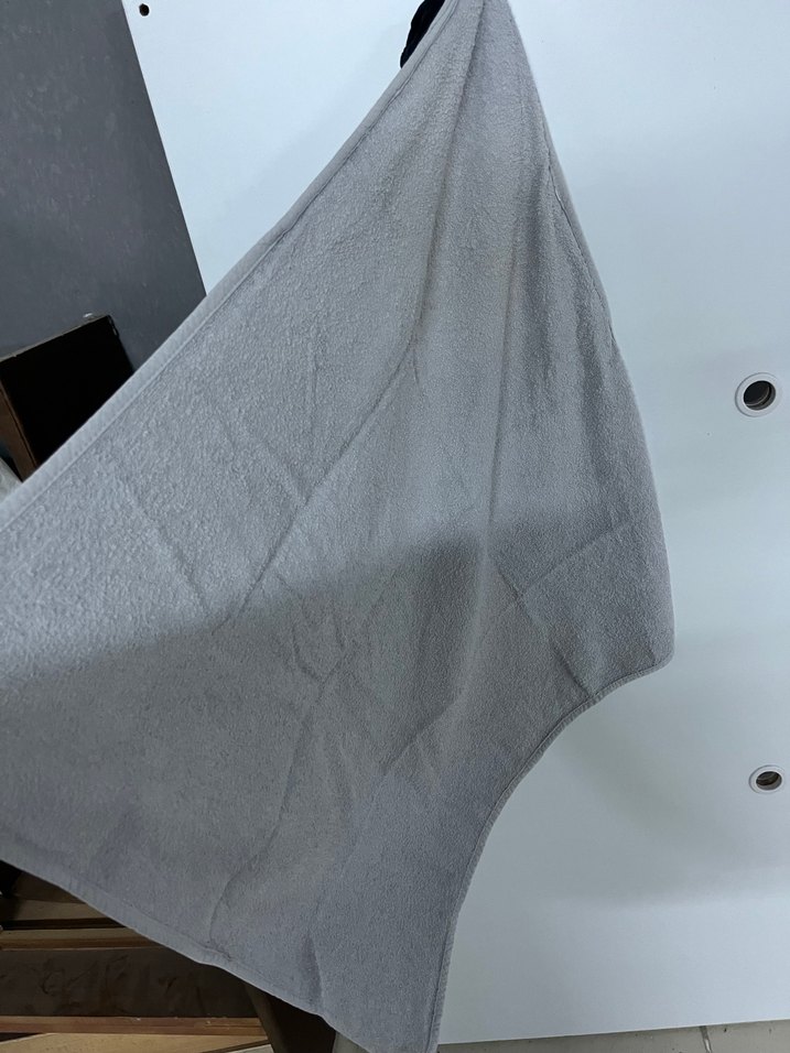 Gri Leopar Desenli Erkek Çocuk Havlu - Görsel 5