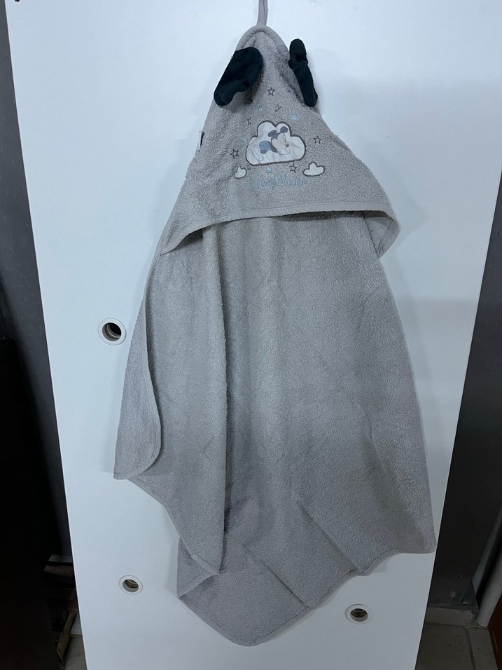 Gri Nakışlı Erkek Çocuk Bornozu - Görsel 2