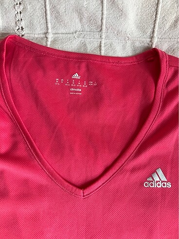 m Beden pembe Renk Adidas tişört