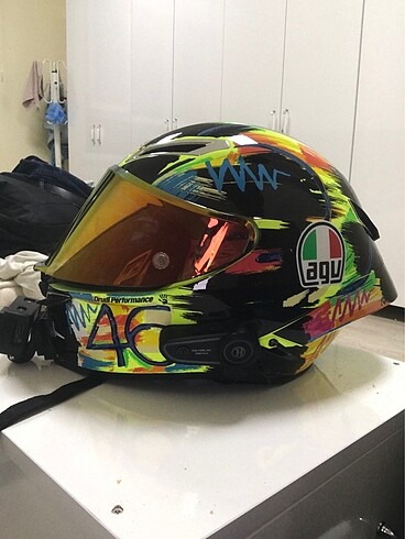 AGV pista gp rr