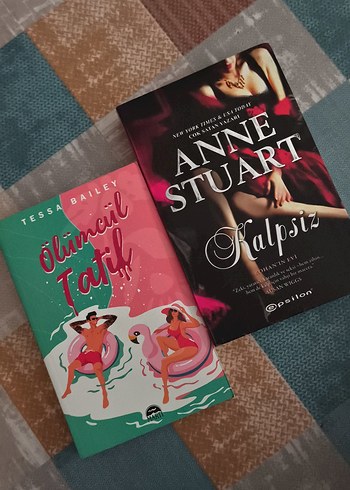 Ölümcül Tatil & Kalpsiz Roman Seti
