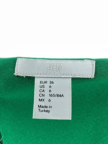 36 Beden yeşil Renk H&M Kısa Elbise %70 İndirimli.