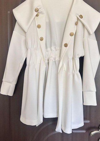 Düğmeli Kadın ceket - Görsel 3