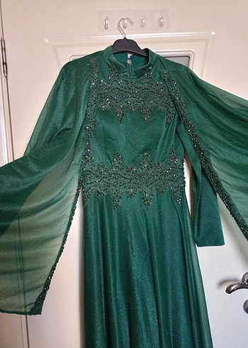 Yeşil Uzun Kollu İşlemeli Abiye Elbise - Görsel 2