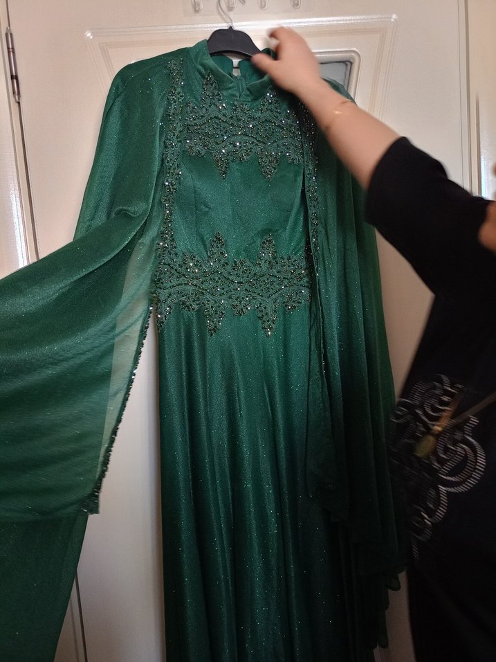 Yeşil Uzun Kollu İşlemeli Abiye Elbise - Görsel 5