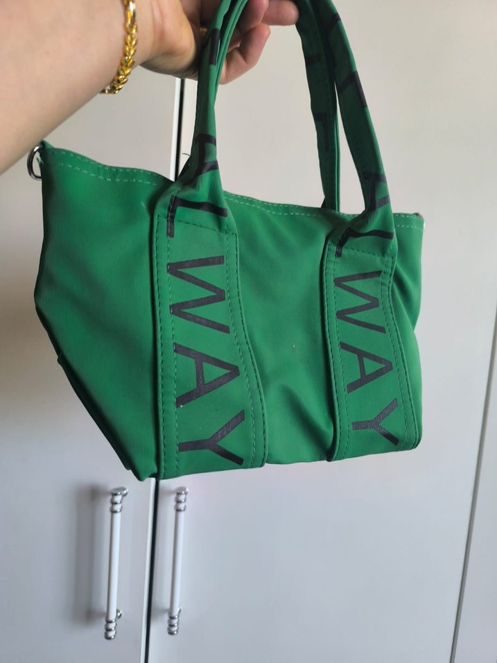 Yeşil Fermuarlı Kadın Çanta - Görsel 3