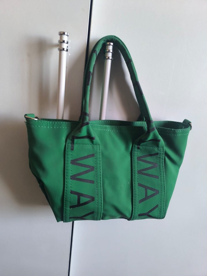 Yeşil Fermuarlı Kadın Çanta - Görsel 2
