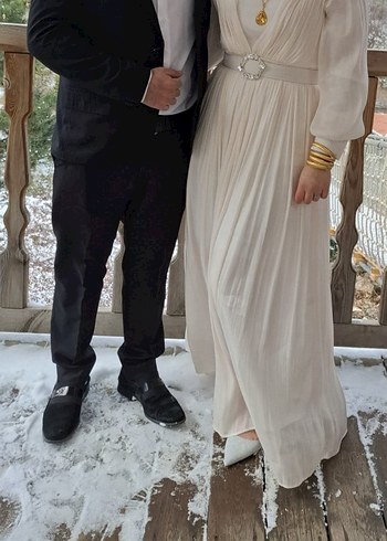 Diğer Uzun Drapeli Nikah Elbisesi
