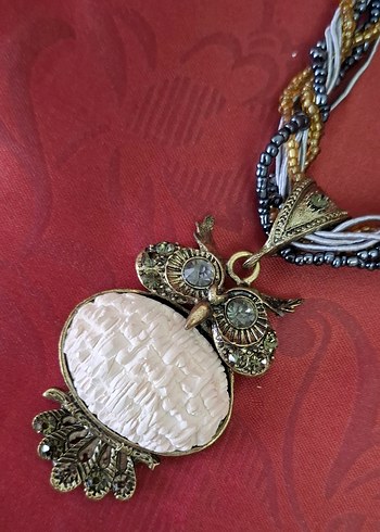 Accessorize **