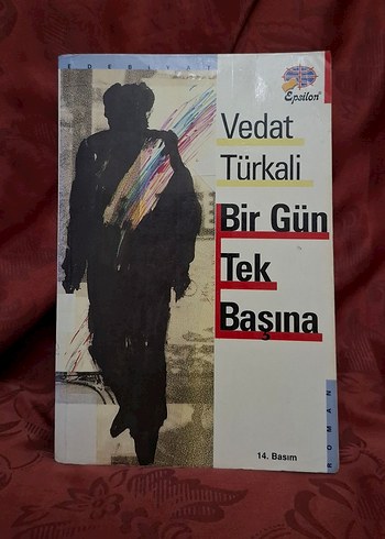 **Vedat Türkali - Bir Gün Tek Başına Kitap**