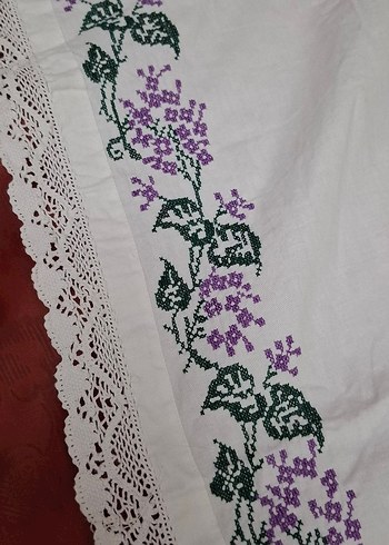 **Kaneviçe İşlemeli Örtü** - Görsel 3